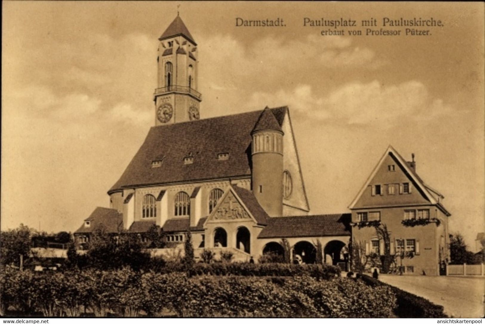 CPA Darmstadt In Hessen, Paulusplatz Mit Pauluskirche Erbaut Von Professor Pützer - Sonstige & Ohne Zuordnung