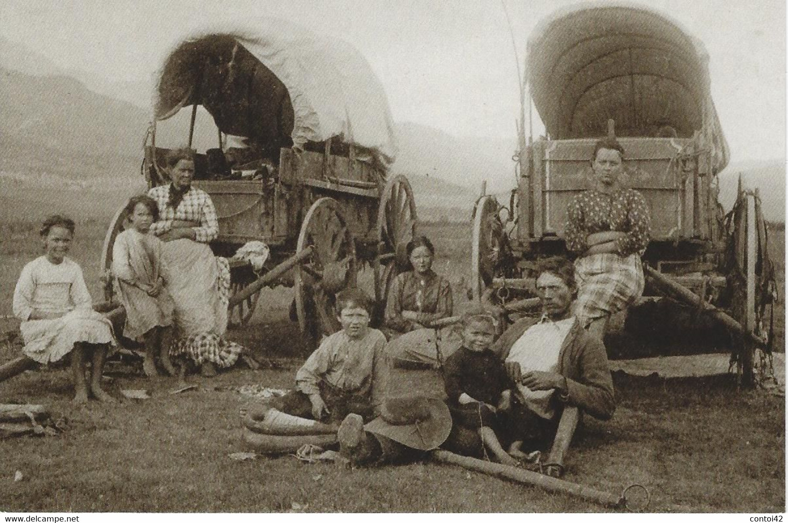 CARTE POSTALE MODERNE TYPE MORMON FAMILY FAMILLE DE MORMONS  CONESTOGA WAGONS ROULOTTES ETATS-UNIS - Otros & Sin Clasificación