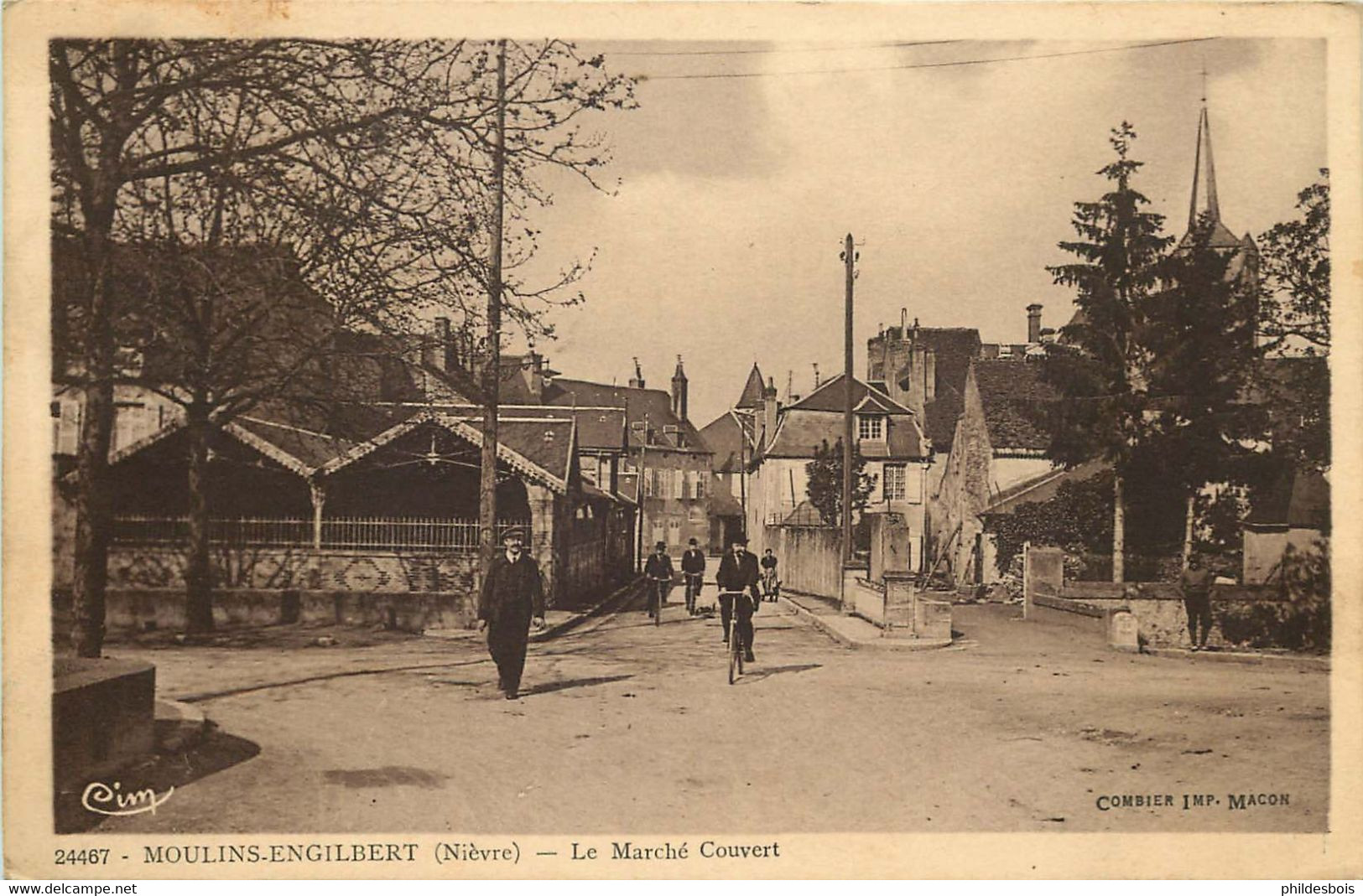 NIEVRE   MOULINS ENGILBERT  Le Marché Couvert - Moulin Engilbert