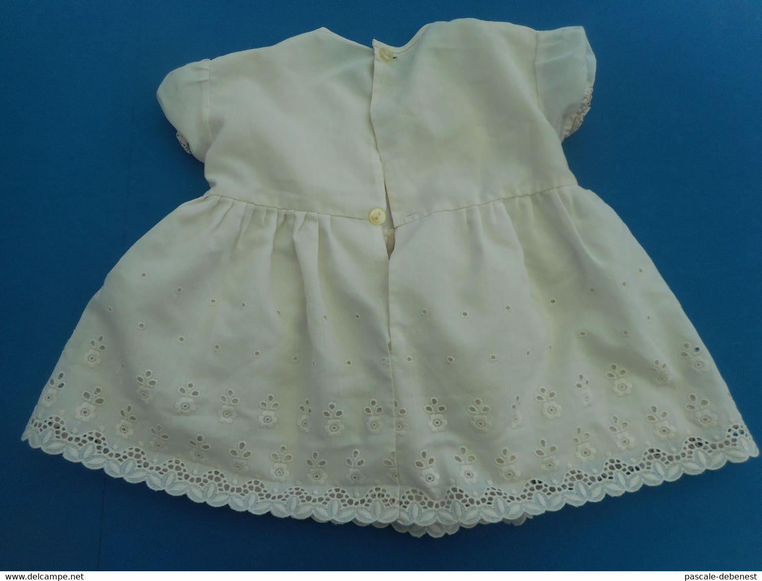 Robe Pour Bébé Vintage Blanche Avec Dentelles - 1940-1970