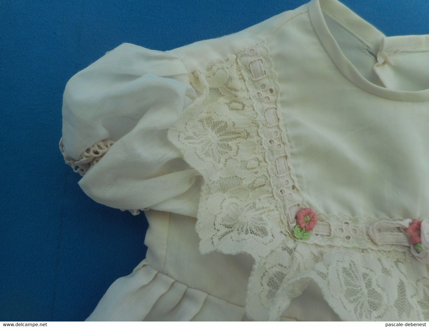 Robe Pour Bébé Vintage Blanche Avec Dentelles - 1940-1970