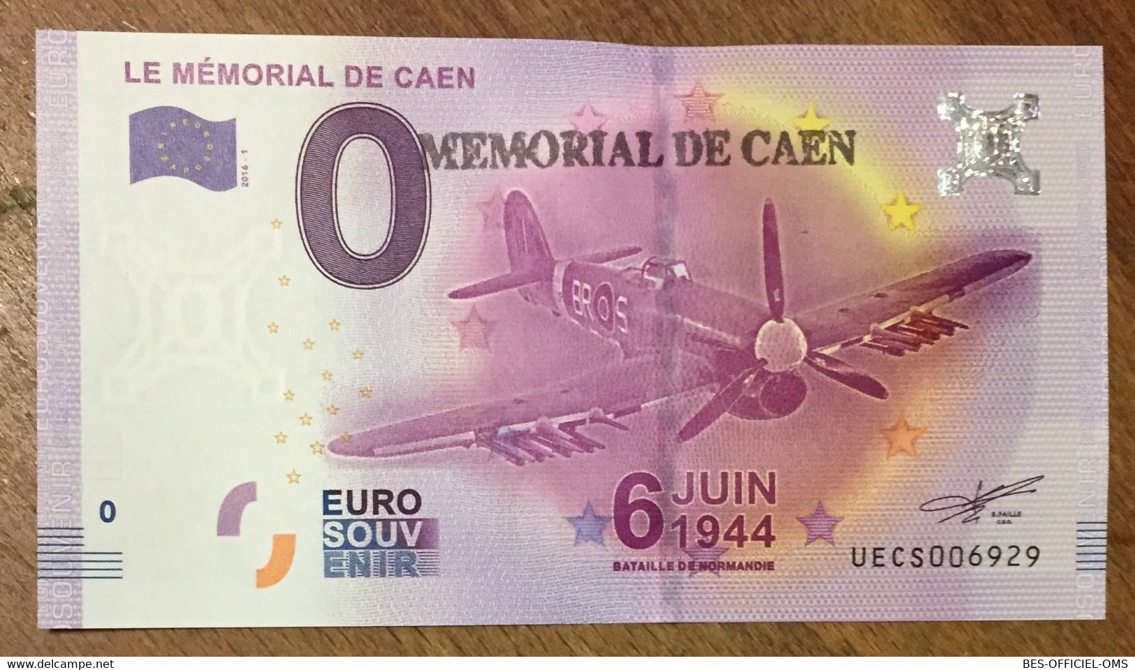 2016 BILLET 0 EURO SOUVENIR DPT 14 LE MÉMORIAL DE CAEN + TAMPON ZERO 0 EURO SCHEIN BANKNOTE PAPER MONEY BANK - Essais Privés / Non-officiels