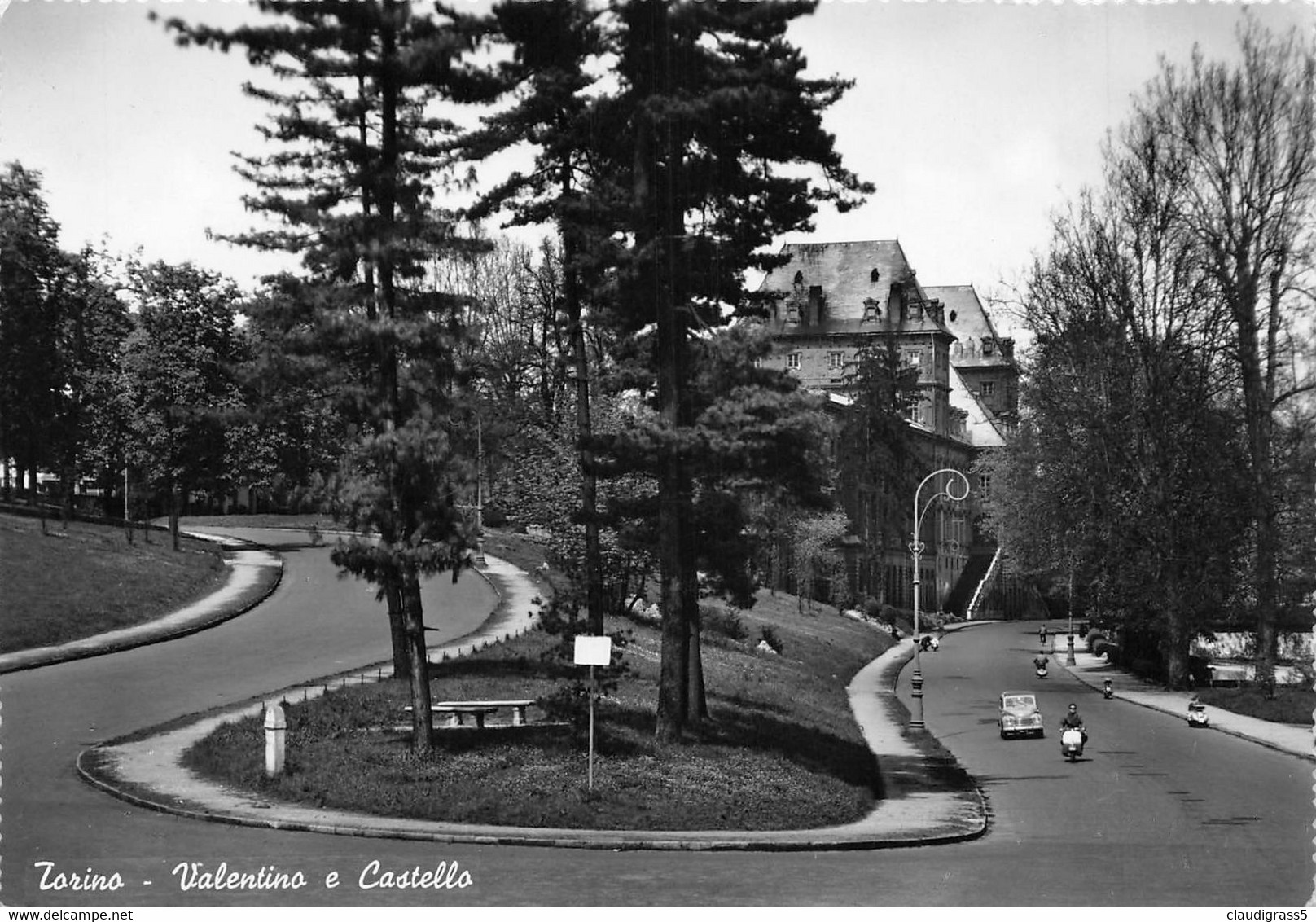 1512 " TORINO-VALENTINO E CASTELLO"VESPA E AUTO FIAT GIARDINETTA ANIMATA 1958 - Castello Del Valentino