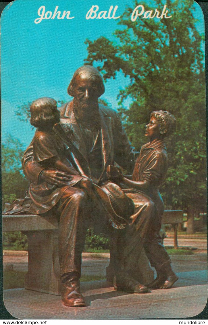 GRAND RAPIDS, Michigan - Statue Im JOHN BALL PARK, Gelaufen - Grand Rapids