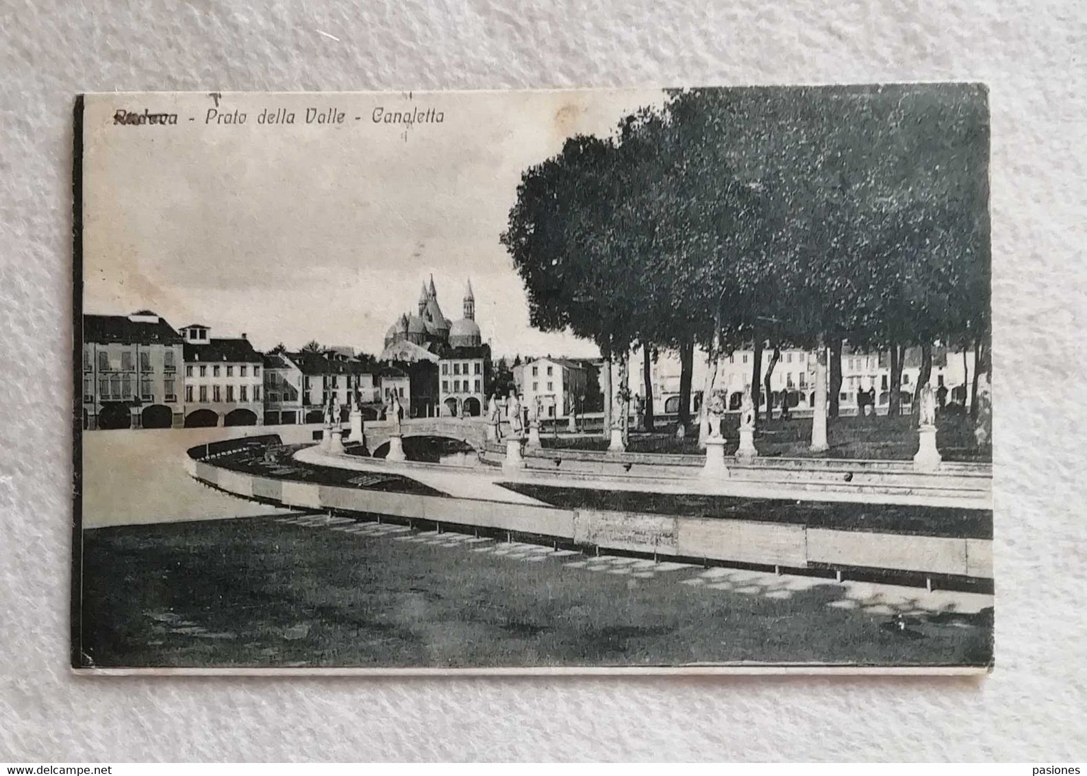 Cartolina Illustrata Padova - Prato Della Valle - Canaletta, Viaggiata Per Lugo 1917 - Padova