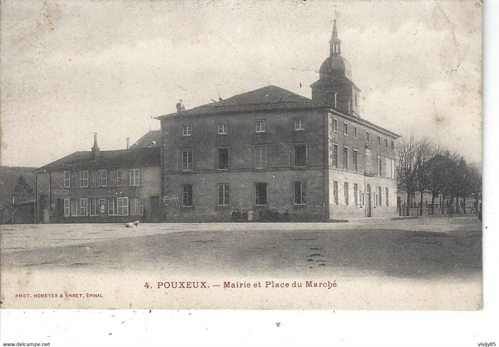 88 - POUXEUX - Belle Vue Animée De La Mairie Et Place Du Marché - Pouxeux Eloyes