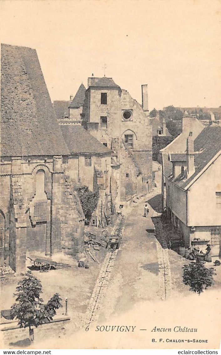 Souvigny         03     Rue Et Ancien Château     (voir Scan) - Otros & Sin Clasificación