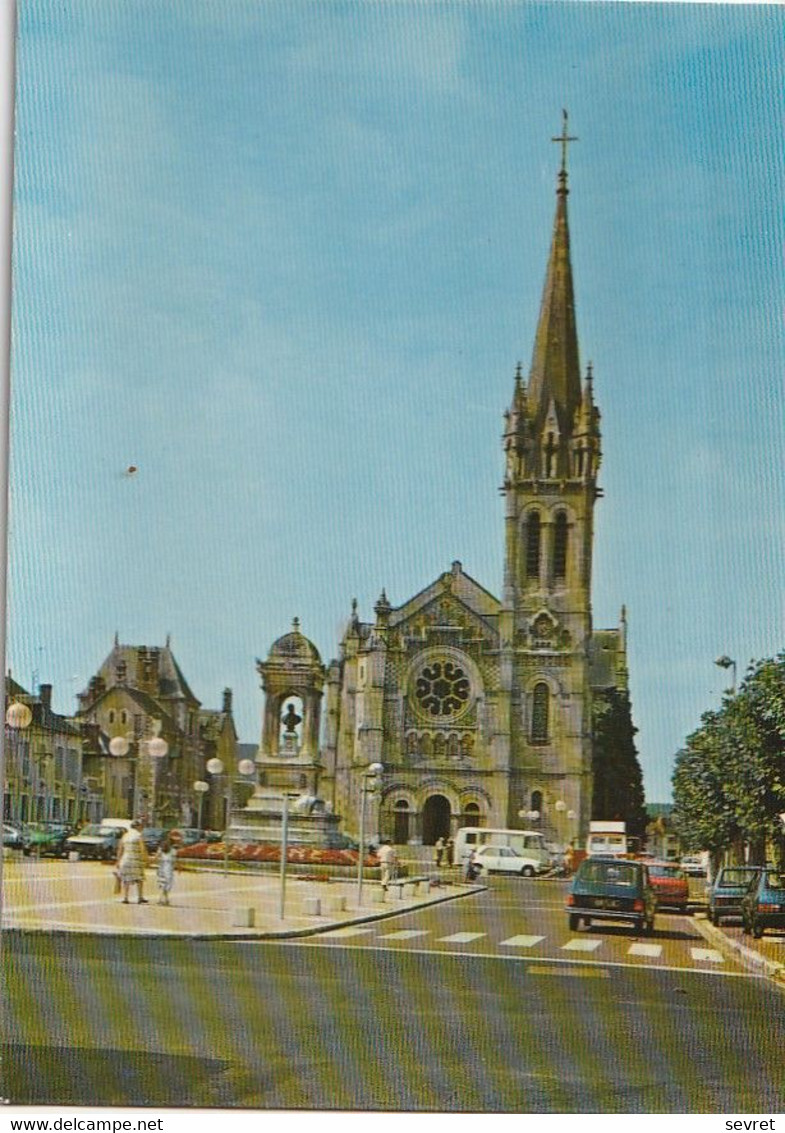 BRIARE. - Place De La République - Briare