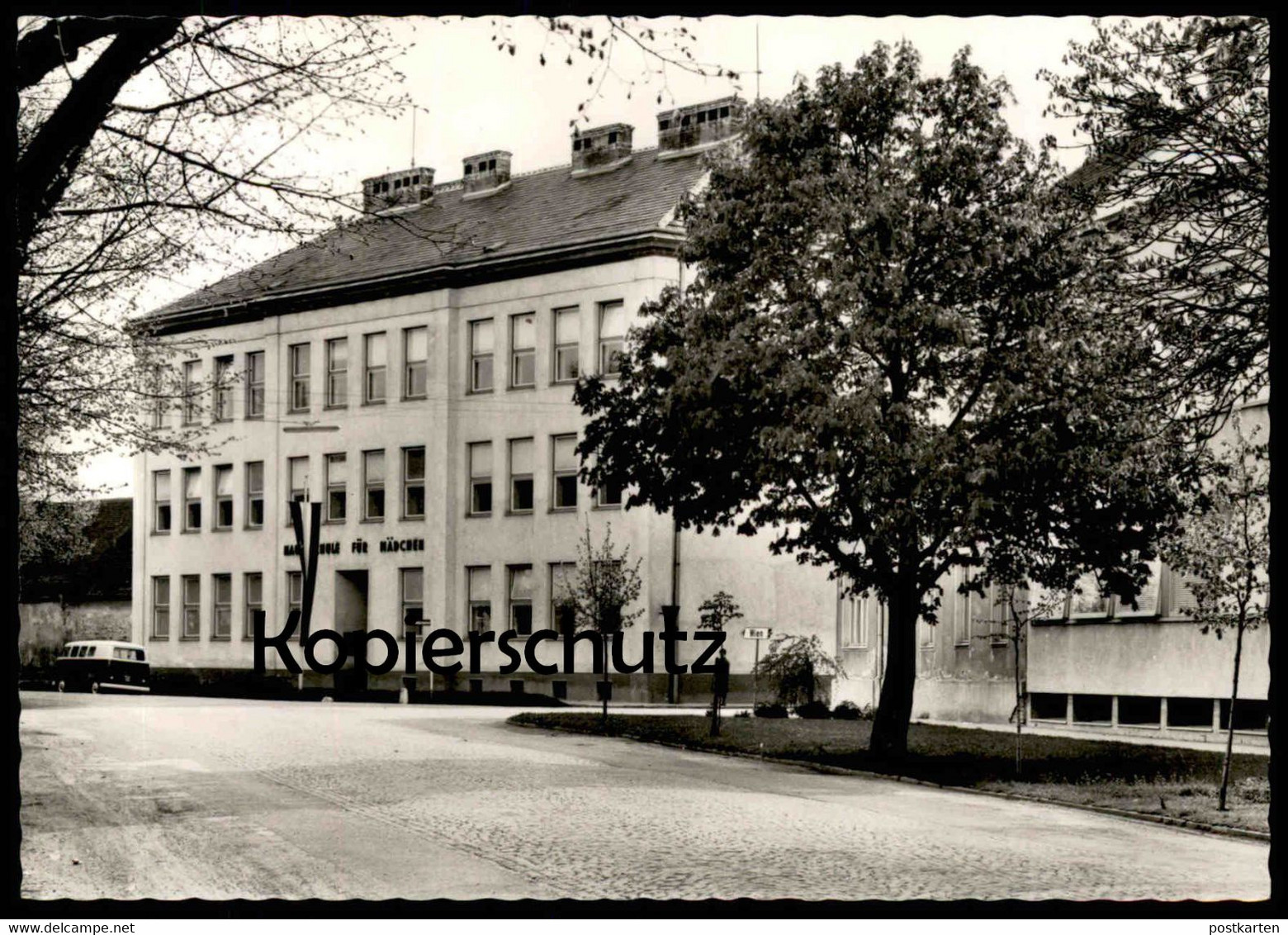 ALTE POSTKARTE BRUCK A.D. LEITHA N.O. MÄDCHEN HAUPTSCHULE SCHULE Niederösterreich Österreich Ansichtskarte AK Postcard - Bruck An Der Leitha