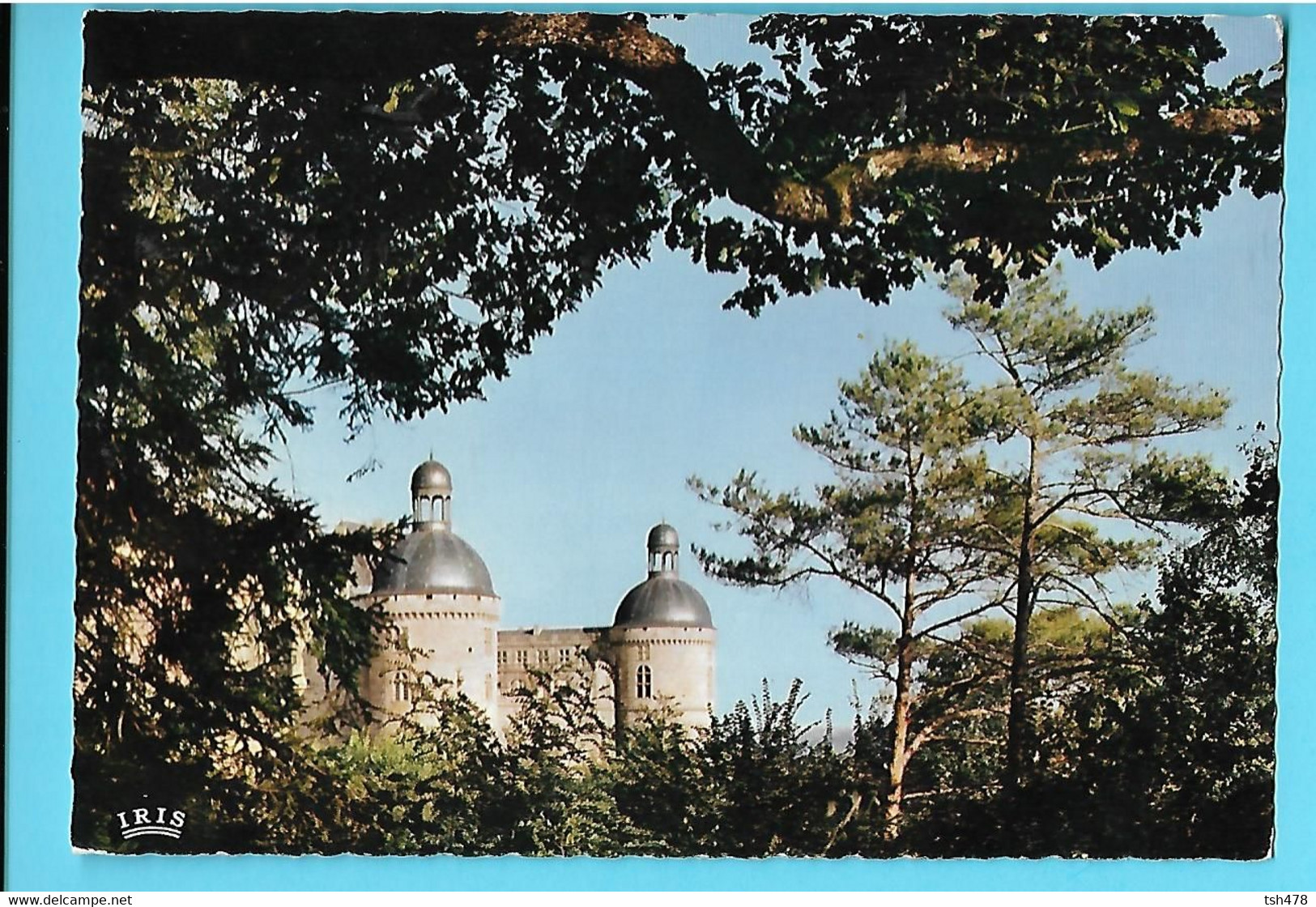 24---HAUTEFORT--les Tour De La Façade Sud--châteaux De La Périgord---voir 2 Scans - Hautefort