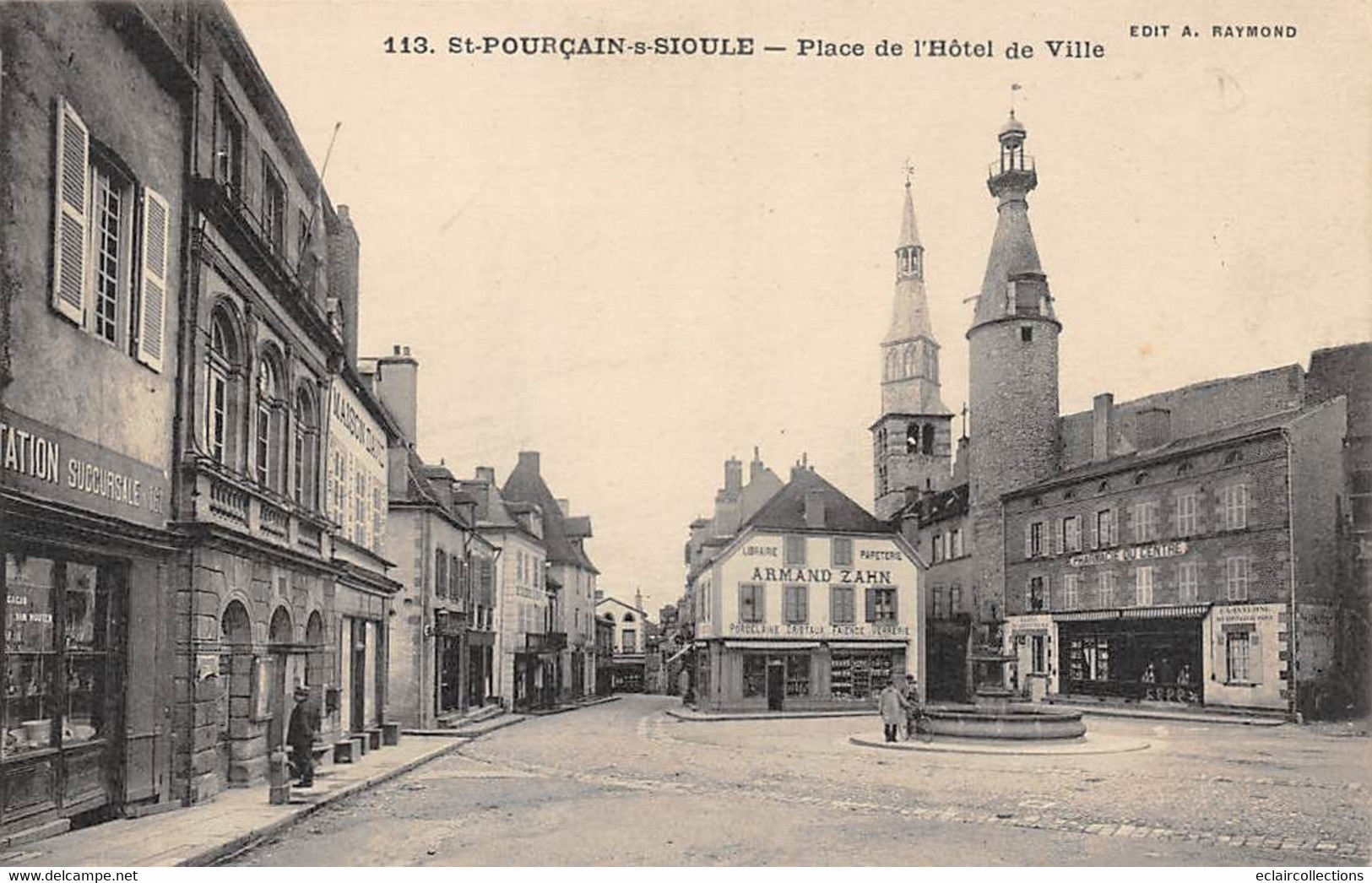 Saint Pourçain Sur Sioule           03        Place De L'Hôtel De Ville .  Pharmacie De Centre   (voir Scan) - Otros & Sin Clasificación