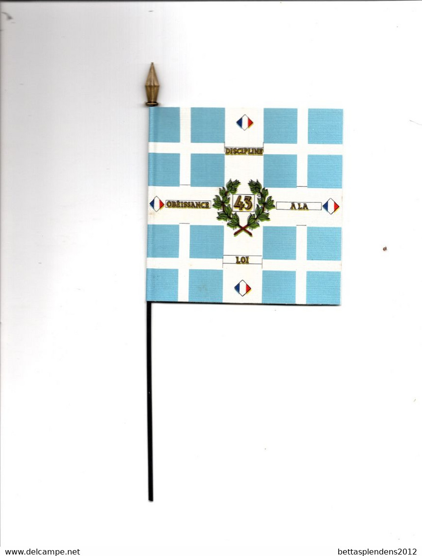 DRAPEAU -ROYAL DES VAISSEAUX (devenu Le 43ème Rég.d'Infanterie) - Série Rubitracine Histoire De Drapeaux  N°  08 - Bandiere