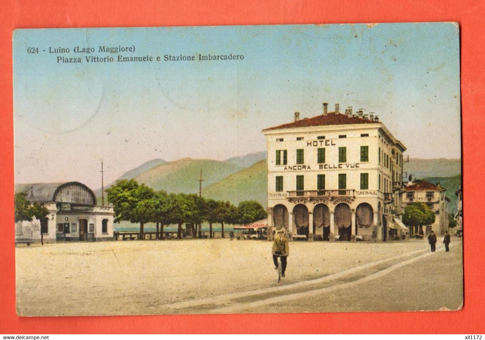 ZBJ-28 Luino Piazza Vittorio Emanuele E Stazione Imbarcadero , Hotel Bellevue ANIMATO. Circulé 1913,timbre Manque - Luino