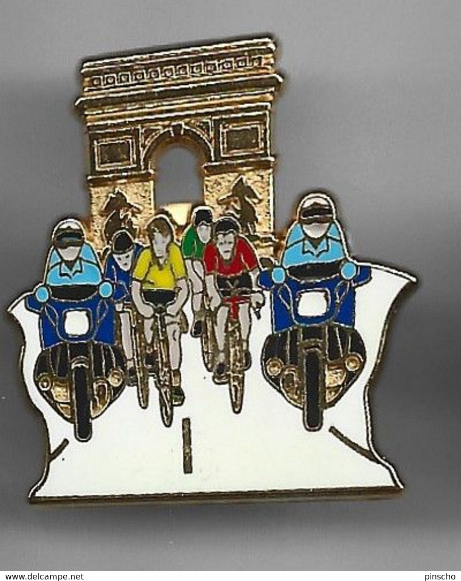 PIN'S TOUR DE FRANCE ARC DE TRIOMPHE SIGNE DELSTART - Cyclisme