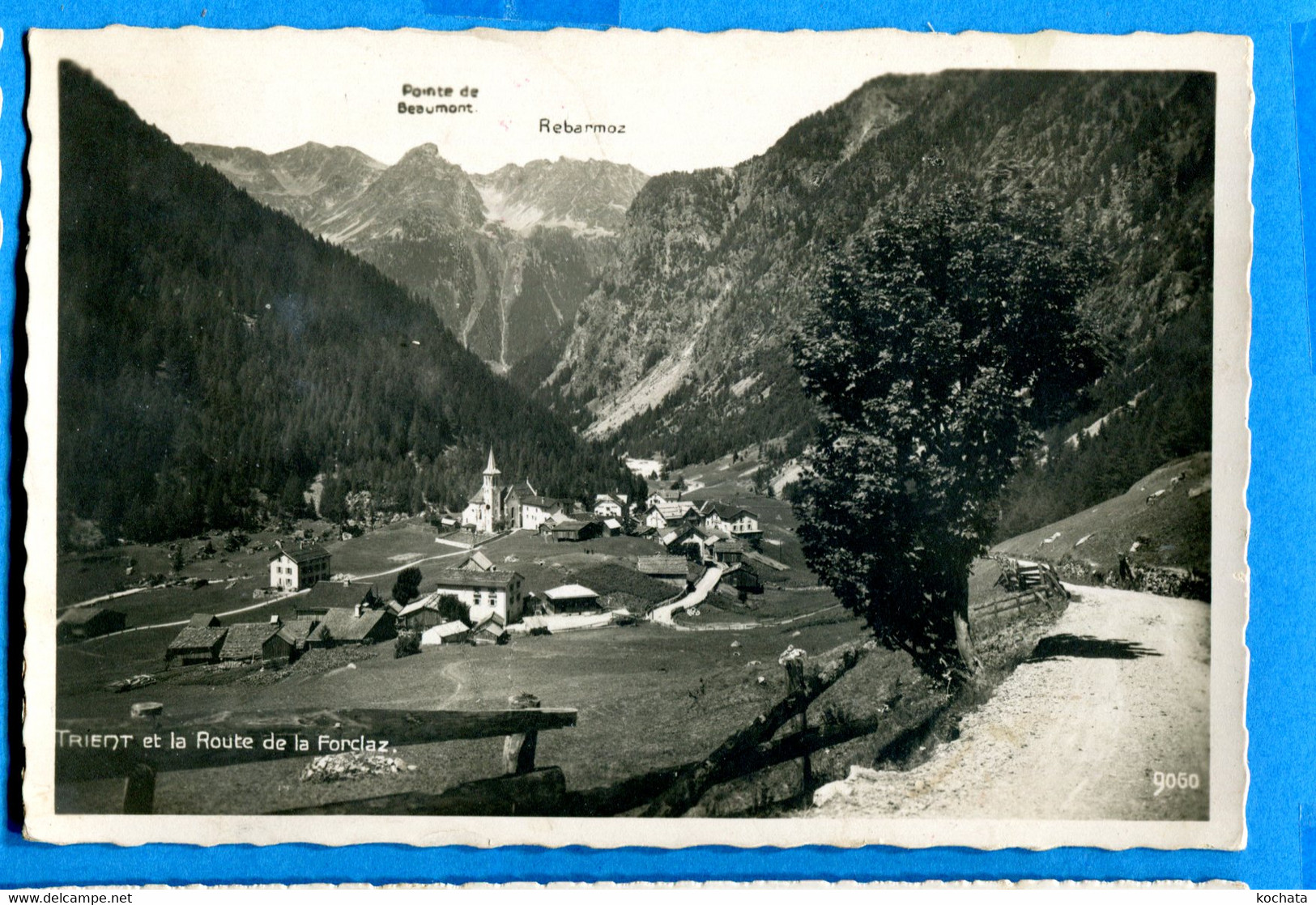 COVR1334, Trient Et La Route De La Forclaz, Pointe De Beaumont, Rebarmoz, 9050, Perrochet-Matile, Circulée 1942 - Trient