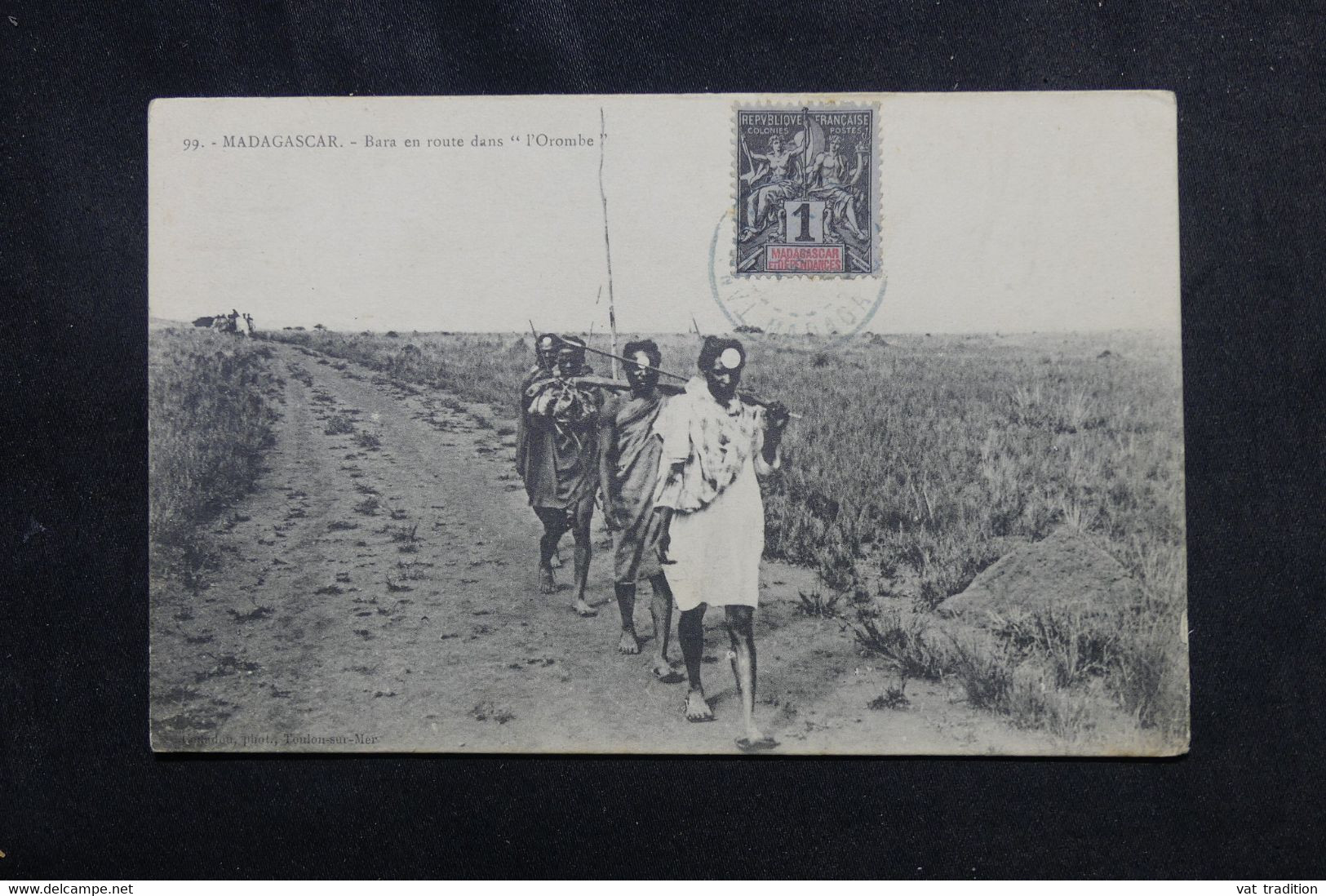 MADAGASCAR - Affranchissement Type Groupe De Tananarive Sur Carte Postale ( Bara En Route Dans L 'Orombe ) - L 72882 - Storia Postale