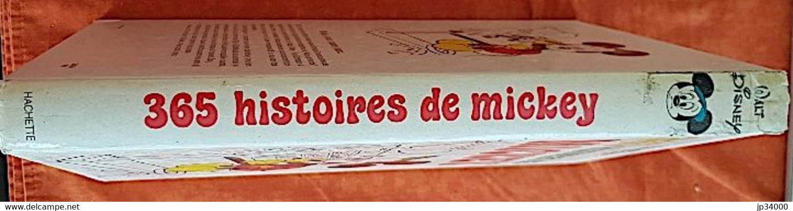 365 HISTOIRES DE MICKEY. Edition Originale 1978, Hachette Edi-Monde. Bon état - Disney