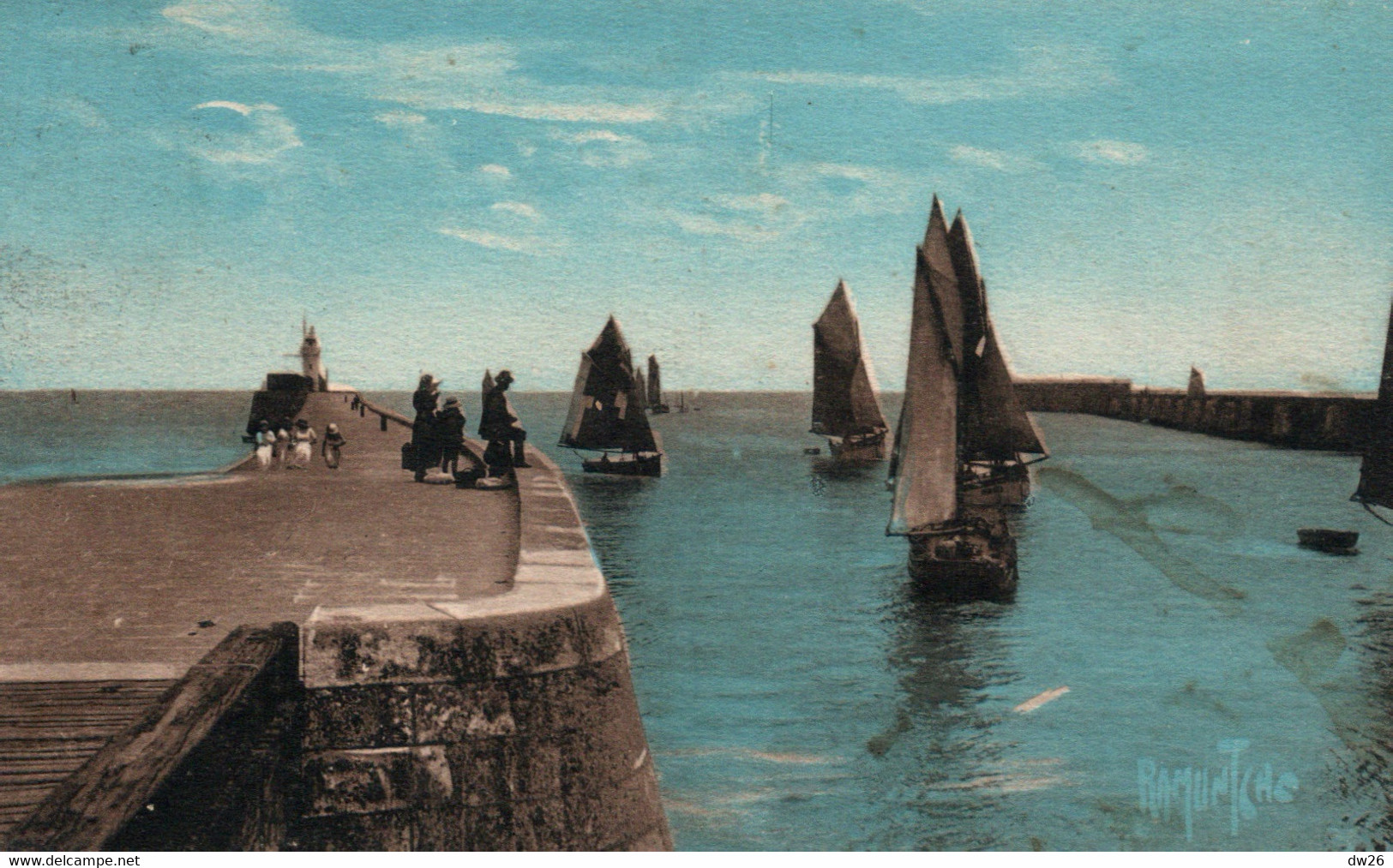 Les Sables-d'Olonne - Sortie Du Port, La Jetée - Carte Ramuntcho Colorisée - Edition Raymond Bergevin - L'Hermenault