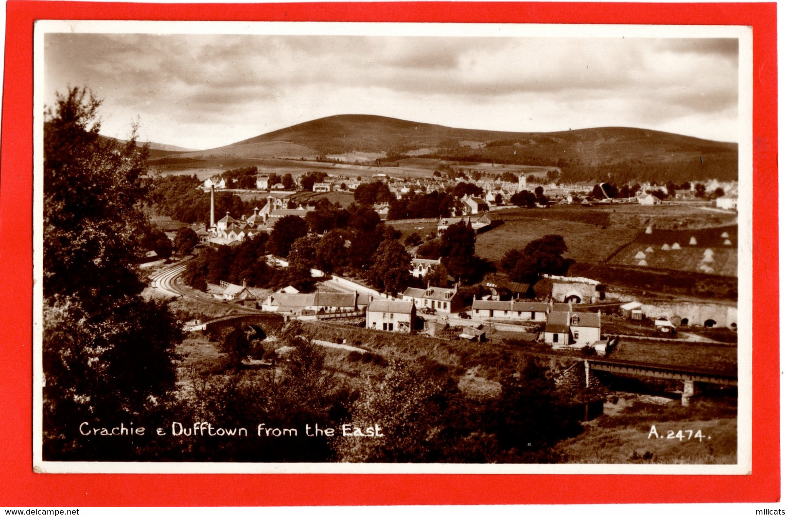 SCOTLAND  BANFFSHIRE    CRACHIE AND DUFFTOWN FROM THE EAST   RP Pu DUFFTOWN 1942 - Banffshire