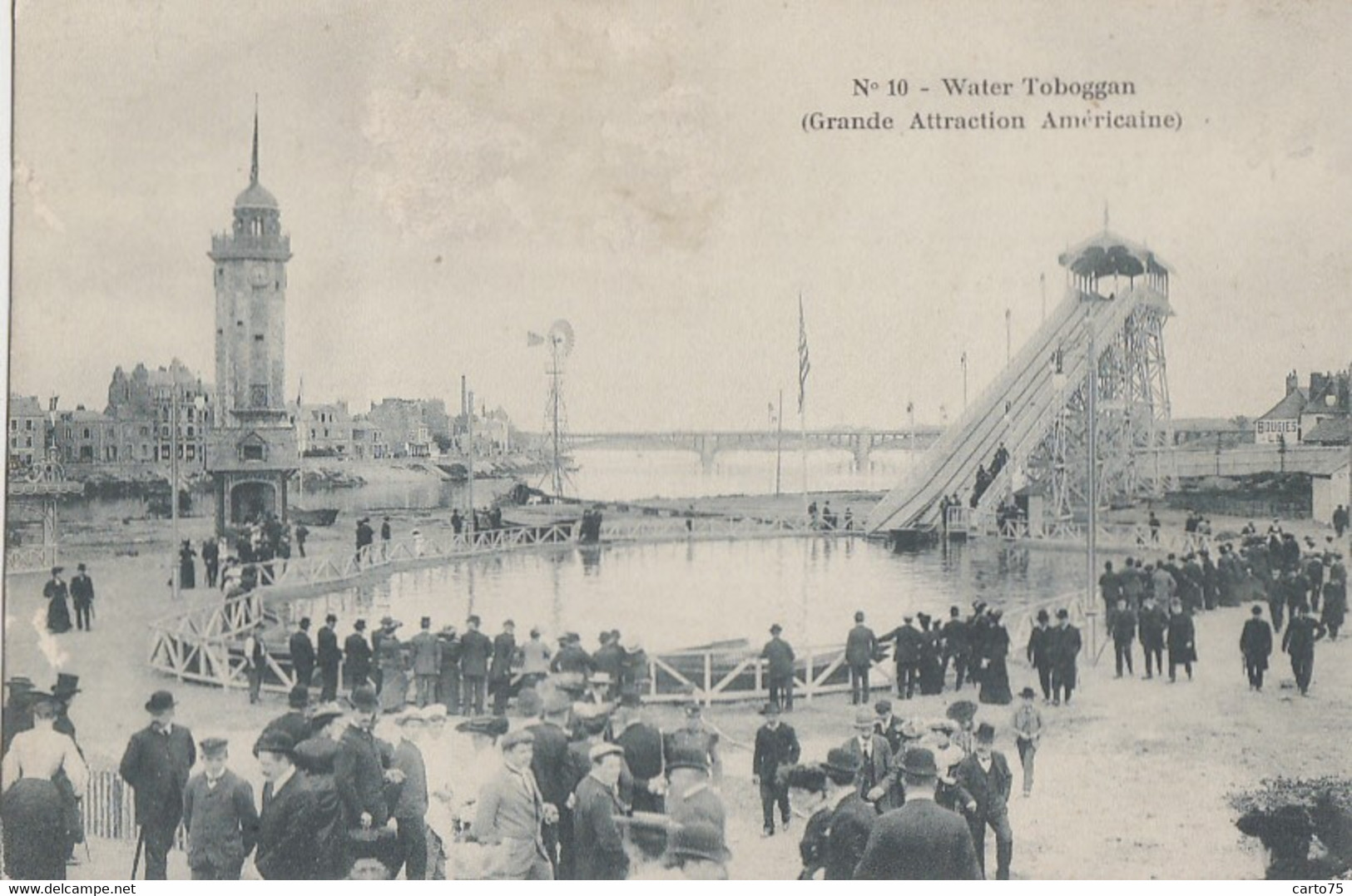 Expositions - Fête Foraine - Architecture - Water Toboggan - Eolienne - Expositions