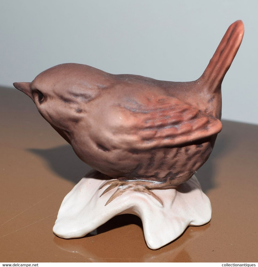 Goebel Porcelain Bird Wren - Oiseau Porcelaine Goebel Roitelet - Année 1976 - Hummel (DEU)