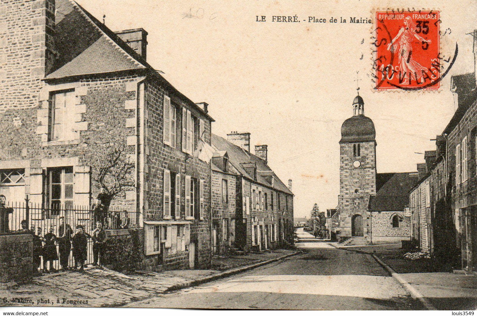 Le  Ferré - Place  De  La  Mairie. - Altri & Non Classificati