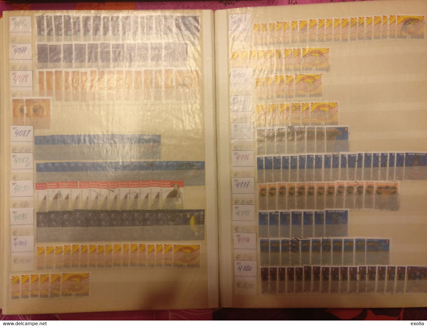 Classeur 48 pages timbres Belgique oblitérés et classés numéros 2949 à 4490 BD Buzin Royauté Lire description complète