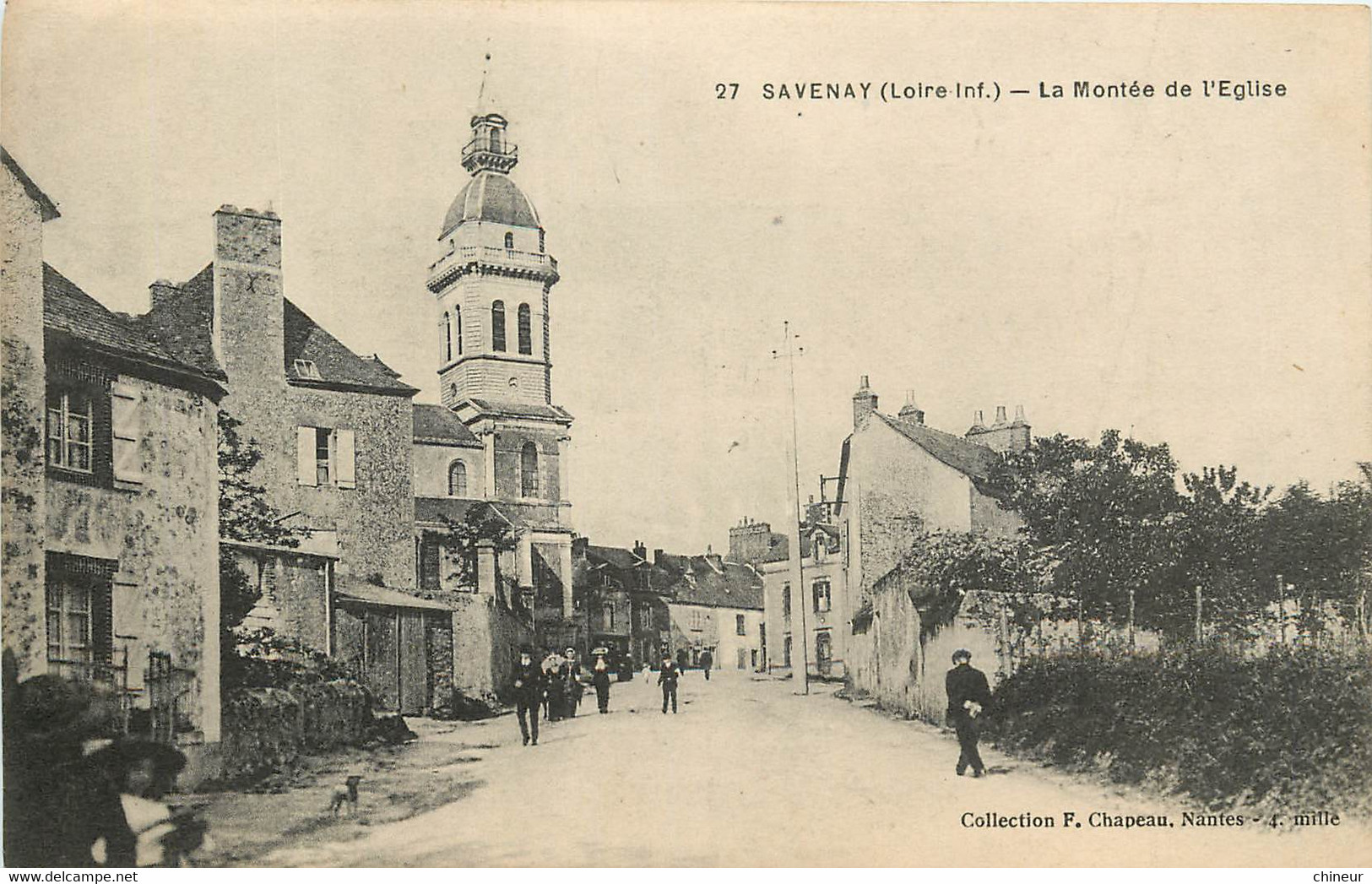 SAVENAY LA MONTEE DE L'EGLISE - Savenay