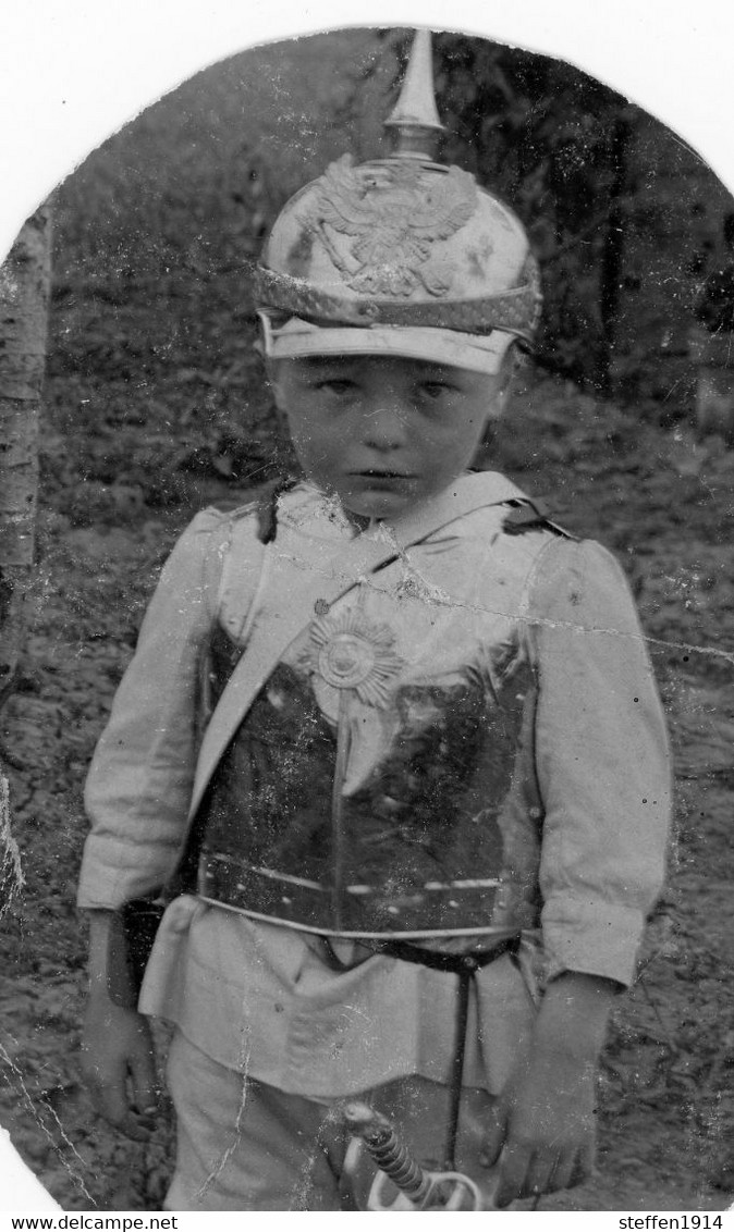 Photo.Kind In Uniform.Enfant En Uniforme.Child In Uniform. Belle Photo ! Soldats Allemande Guerre 14-18.WWI - 1914-18