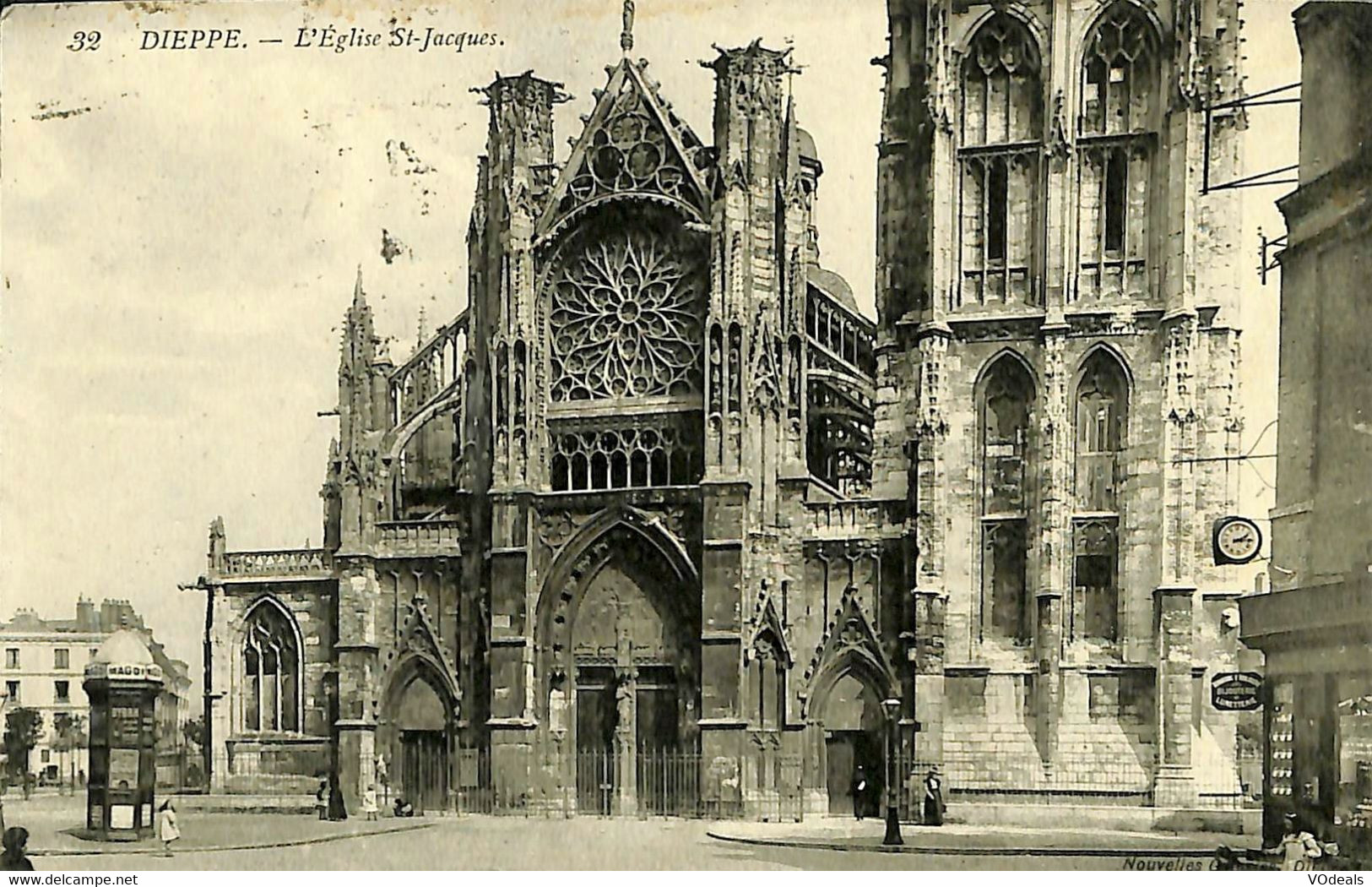 032 523 - CPA - France - Eglise - Lot De 5 Cartes Différentes - Churches & Cathedrals