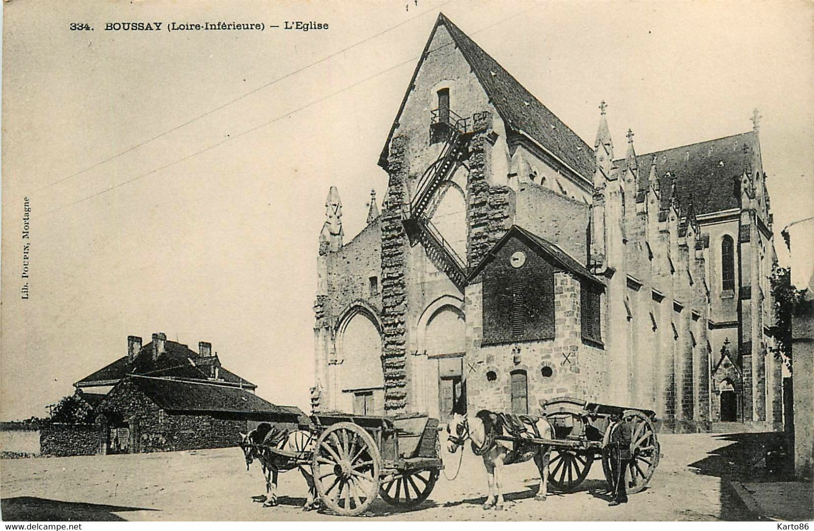 Boussay * La Place De L'église * Charette - Boussay