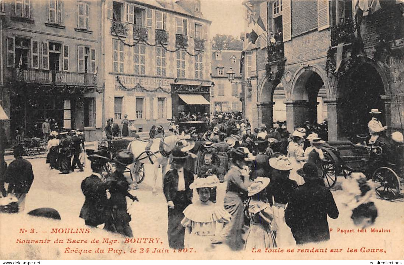 Moulins          03          Sacre De Mgr Boutry   La Foule Se Rendant Aux Courses    Juin 1907  (voir Scan) - Moulins