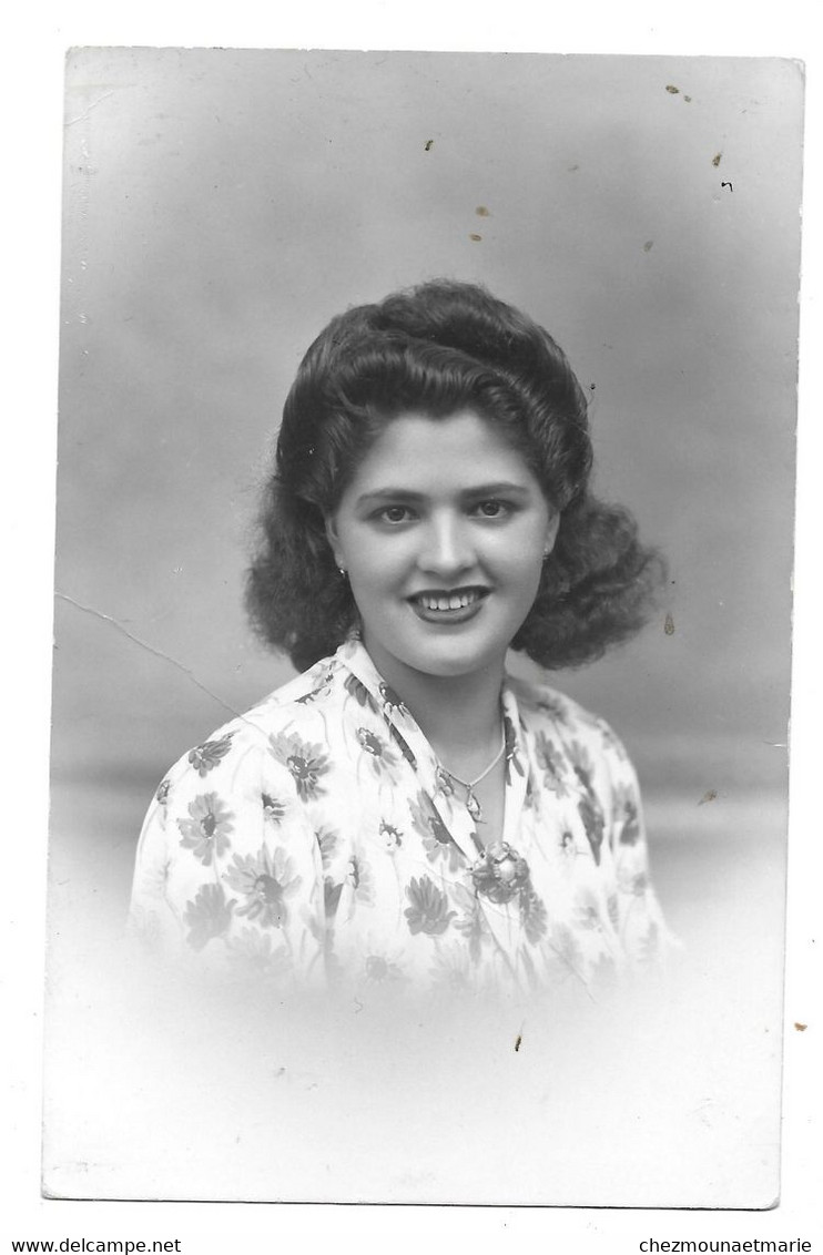 PERPIGNAN DECEMBRE 1945 - YVONNE CASADO - PHOTO - Identifizierten Personen