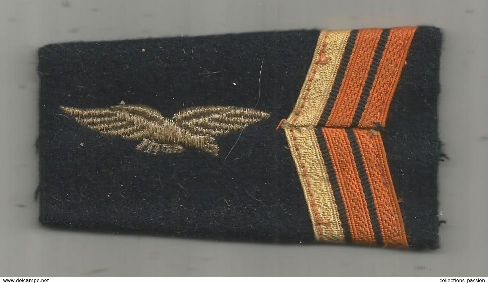 écusson Tissu , épaulette , Grade D'épaule , Armée De L'air ,  Frais Fr 1.95 E - Blazoenen (textiel)