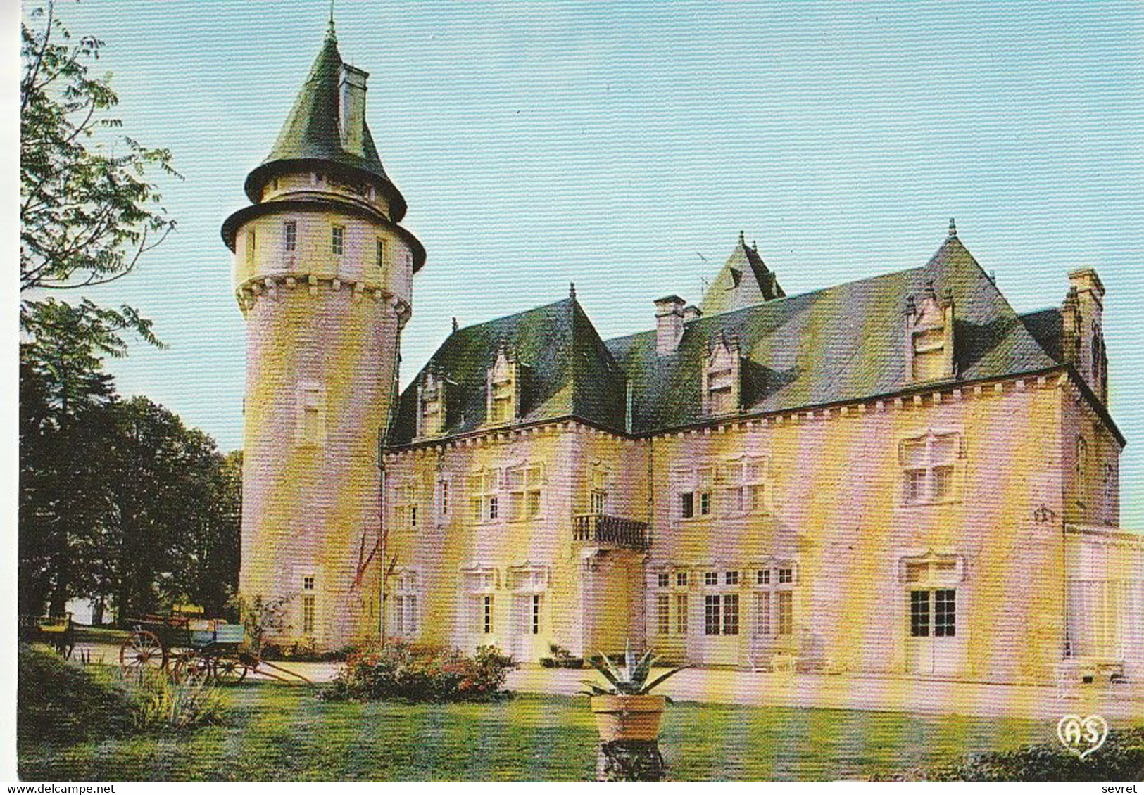 Château De ROUMEGOUSE. CPM - Other & Unclassified