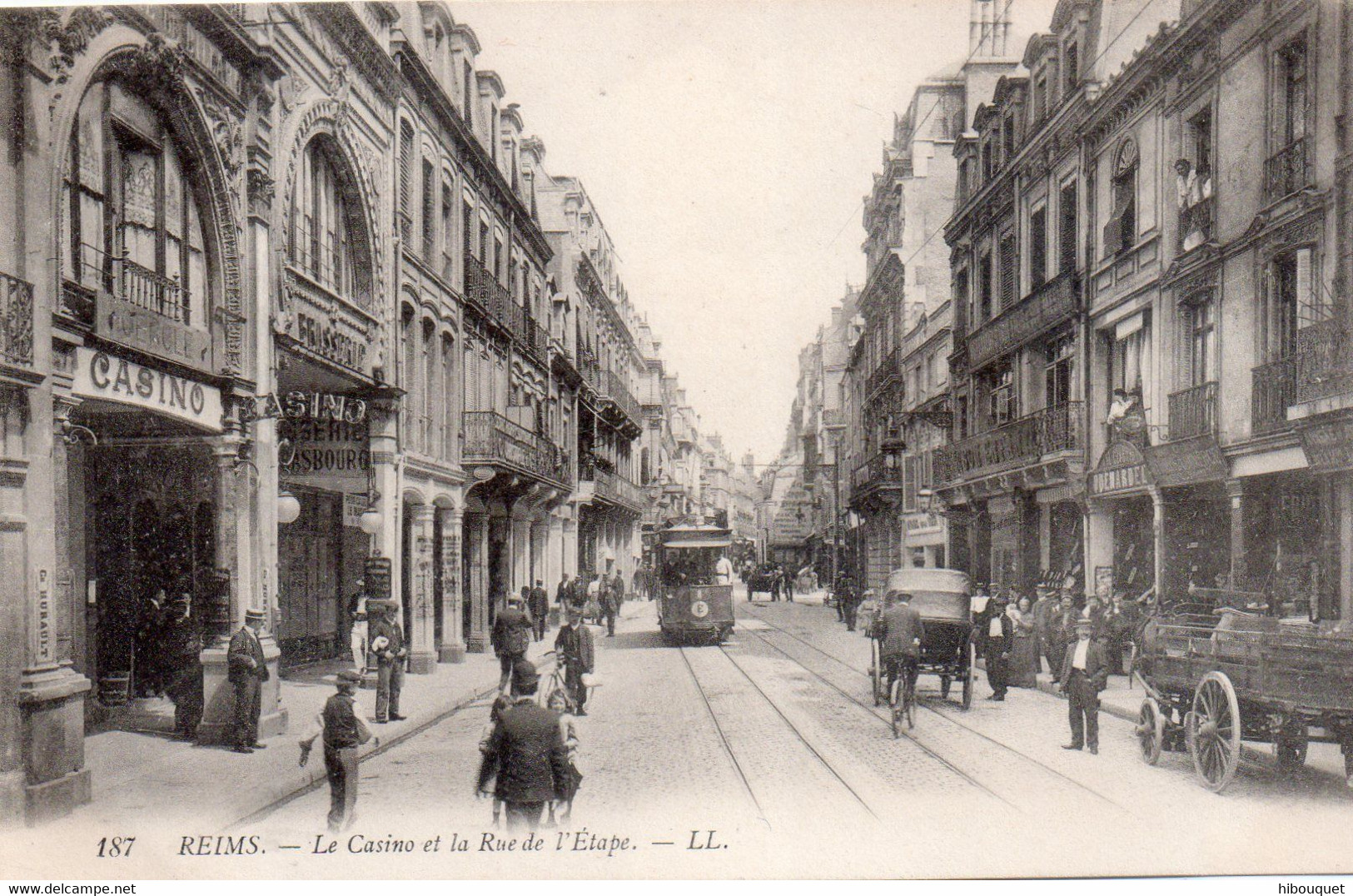 CPA Reims Le Casino Et La Rue De L'Etape, Très Animée, Trolley, Carrioles - Reims