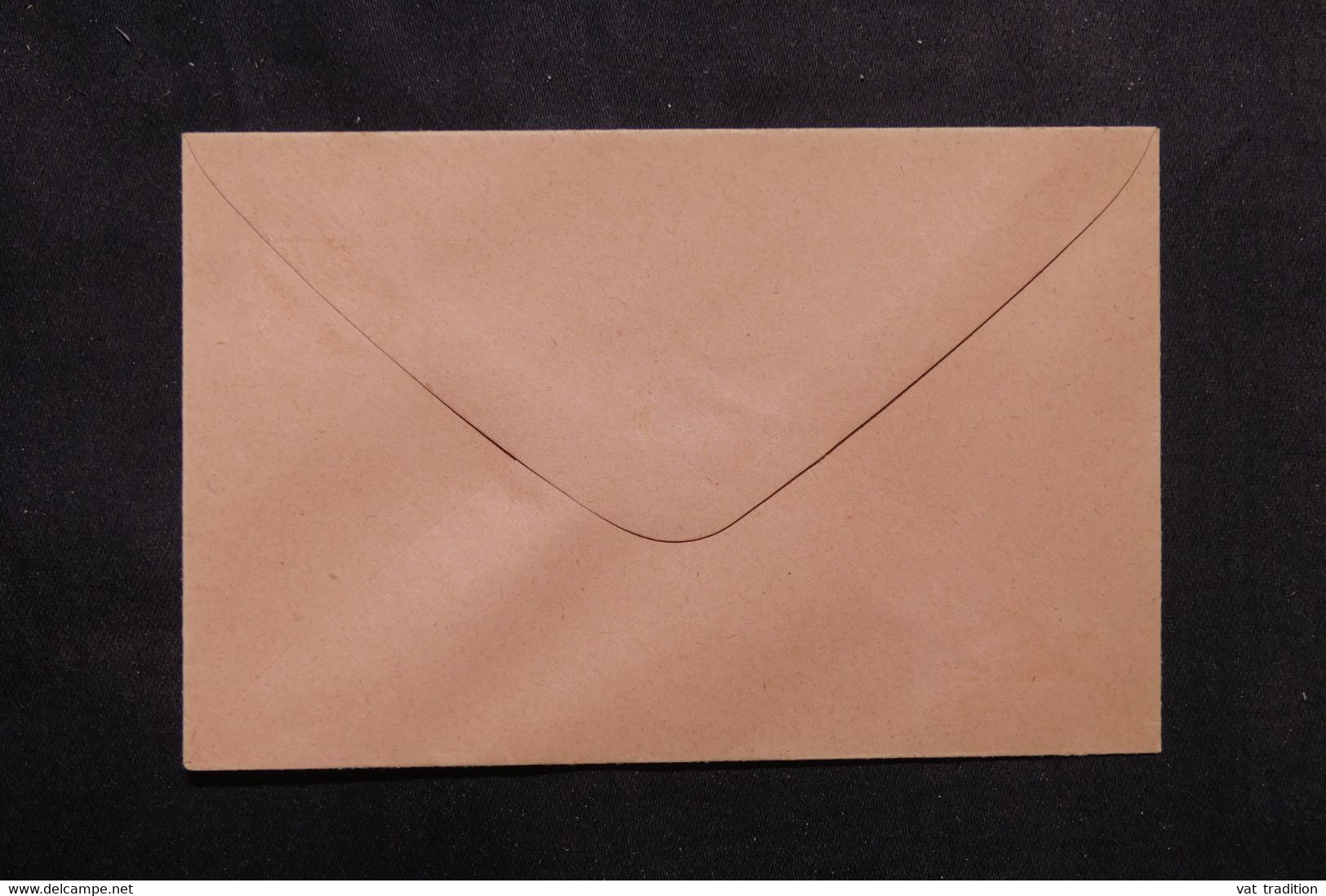 GRANDE COMORE - Entier Postal Type Groupe ( Enveloppe ) , Non Circulé - L 73450 - Covers & Documents