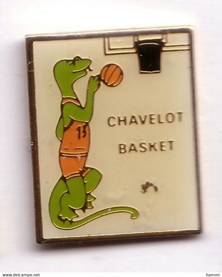AN230 Pin's Crocodile Iguane Ou Lézard Chavelot Basket Basketball Vosges Achat Immédiat - Basketball