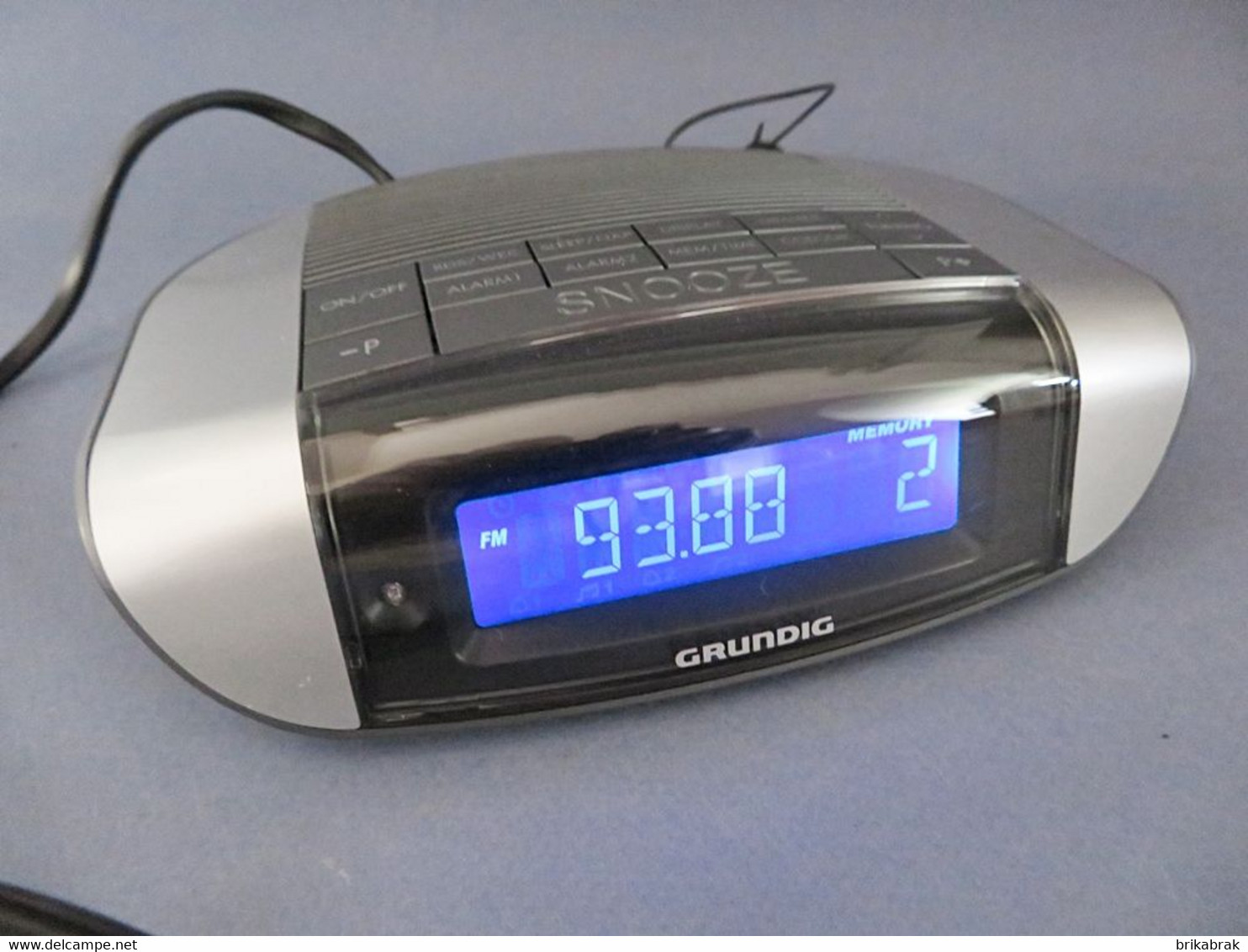 RADIO REVEIL GRUNDIG + Horlogerie Clock radio