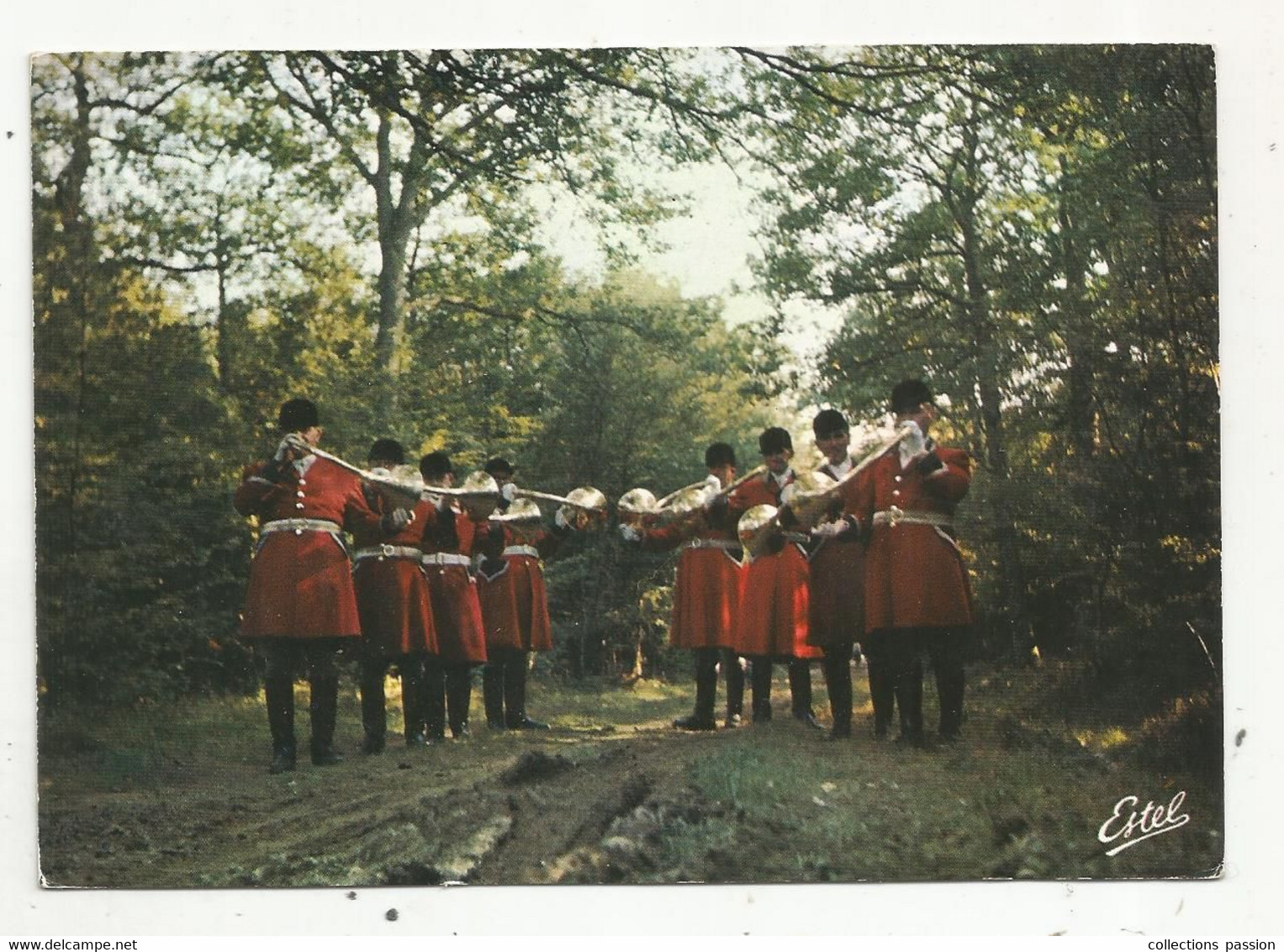 Cp , Sports ,CHASSE A COURRE ,la VENERIE ,sonneurs De Trompe ,musique & Musiciens , Voyagée 1971 - Chasse