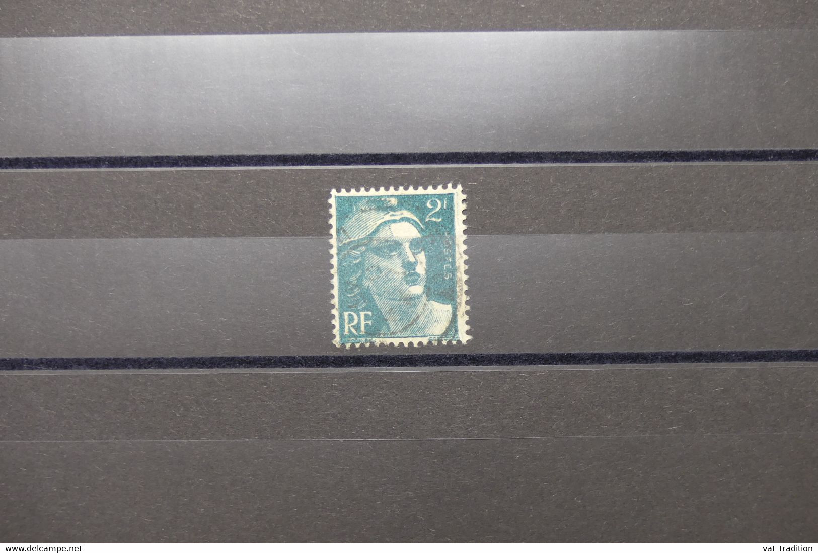 FRANCE - Variété - N° Yvert 713 - Type Gandon - Postes Effacé - Oblitéré  - L 73957 - Usados