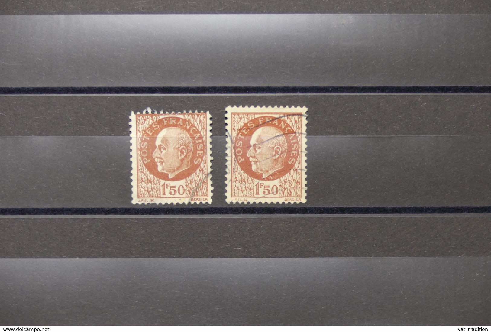 FRANCE - Variété - N° Yvert 517 - Type Pétain - 1 Plus Petit + 1 Normal - Oblitérés - L 74074 - Used Stamps