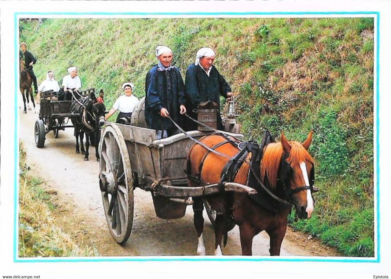 Attelage  Cheval Horse  Retour Des Bouilleurs De Cru Et Lavandières - Attelages