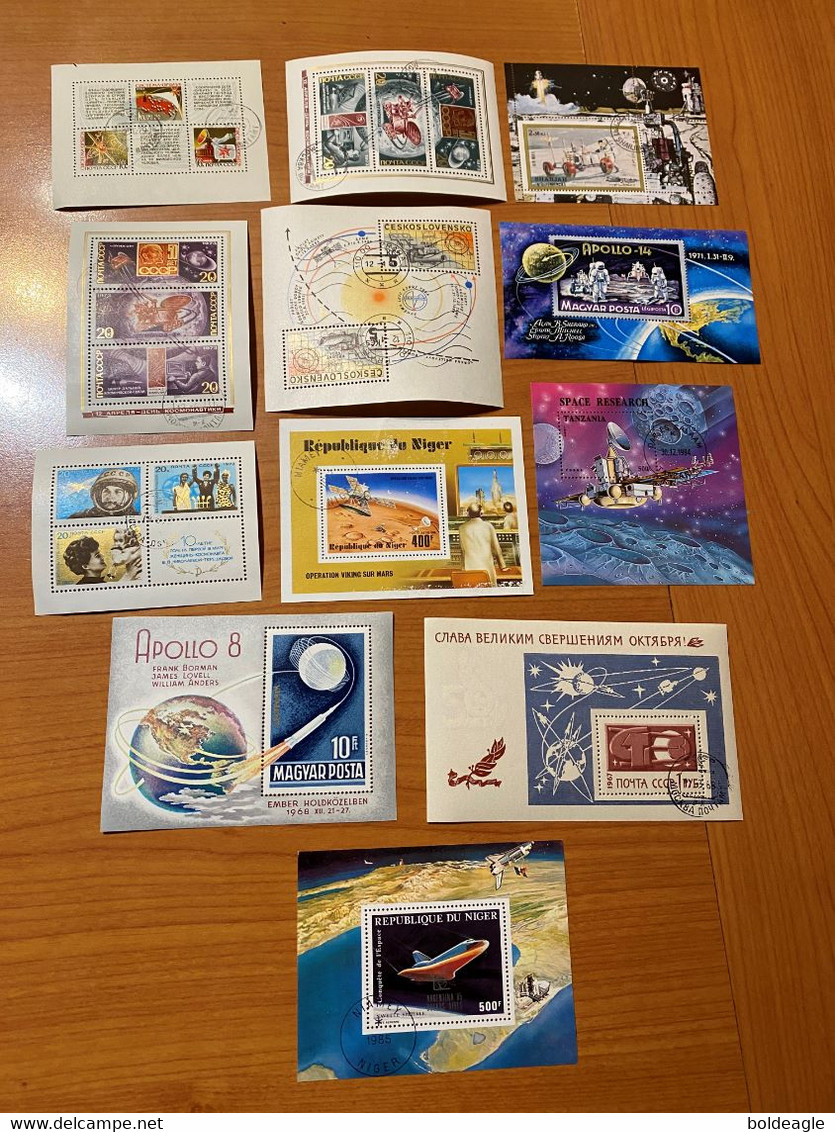 LOT DE 12 BLOCS De  Timbres Theme  ESPACE  ( Voire Scan )  Port Offert - Collections