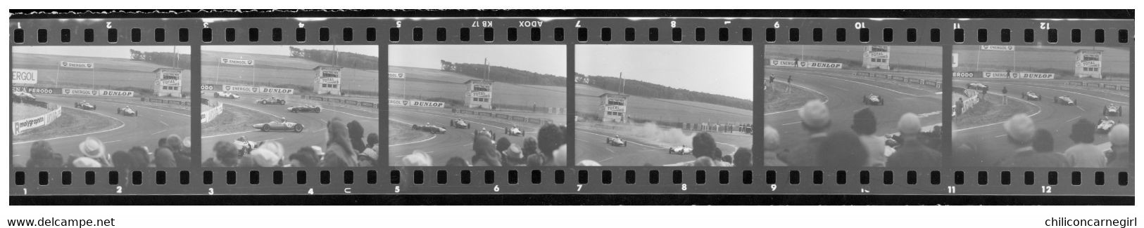 Lot De 9 Photos De Bandelettes De Négatifs - Circuit De Formule 1 - F1 - Tribune - Dunlop - Sortie De Circuit - Automobili
