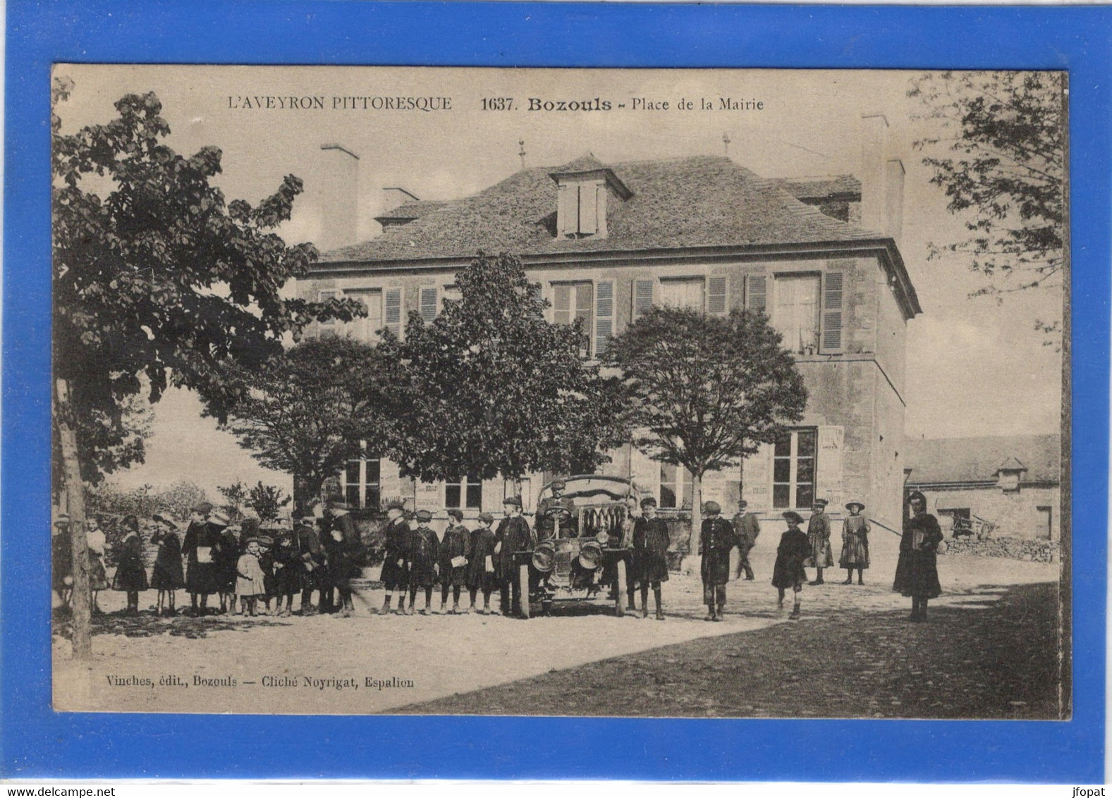 12 AVEYRON - BOZOULS Place De La Mairie (voir Descriptif) - Bozouls