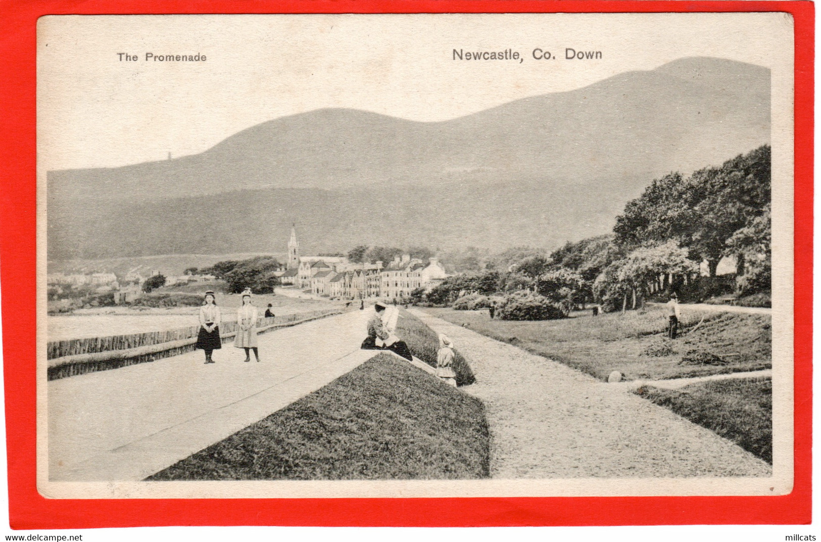 NORTHERN IRELAND   CO DOWN  NEWCASTLE  THE PROMENADE - Down