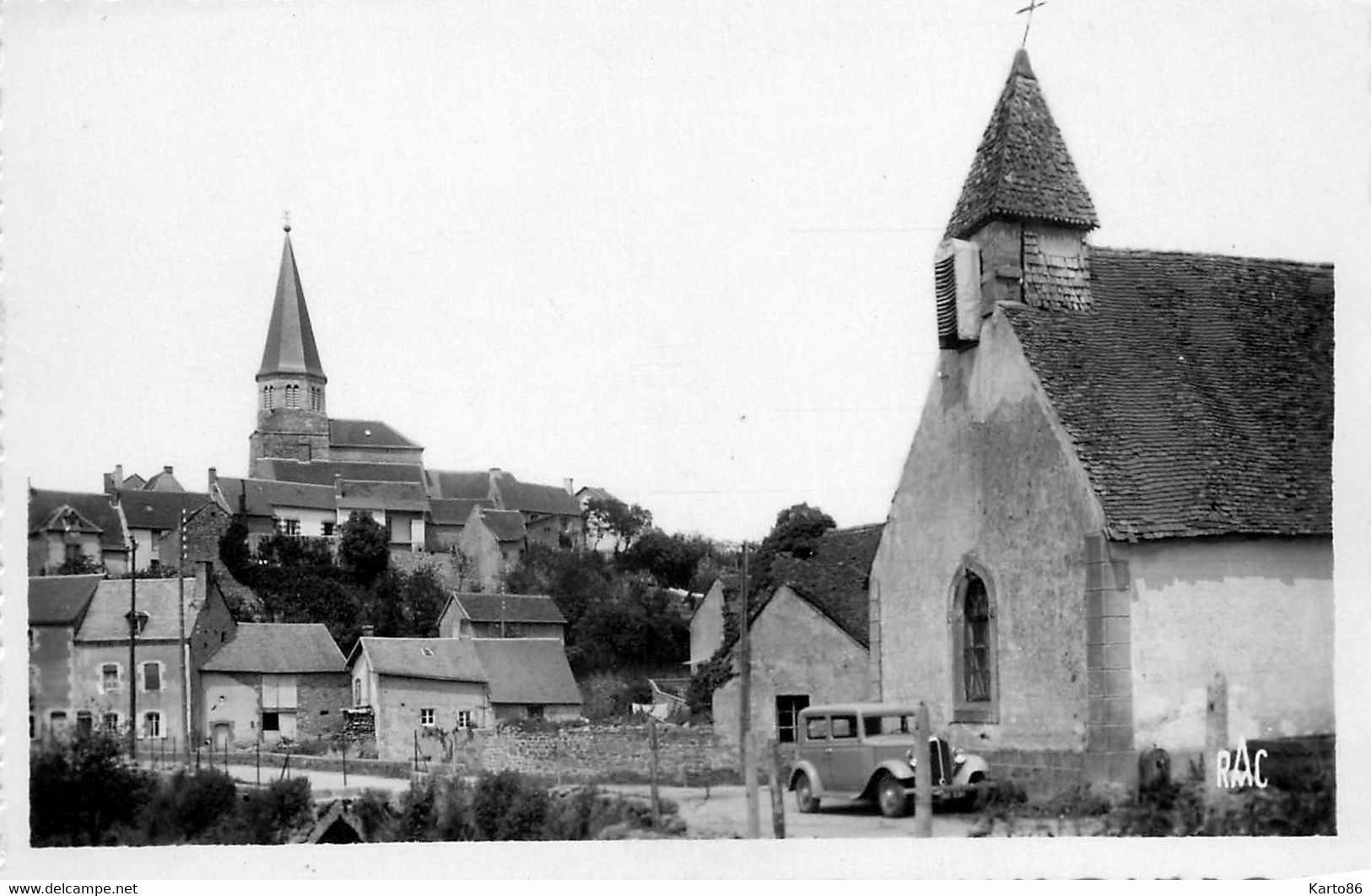 Auzances * Le Quartier De L'étang * Automobile Voiture Ancienne - Auzances