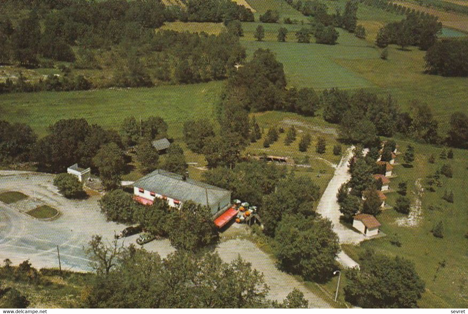 SAINT-PAUL De LOUBRESSAC. - RELAIS De La MADELEINE. CPM Pas Courante - Autres & Non Classés