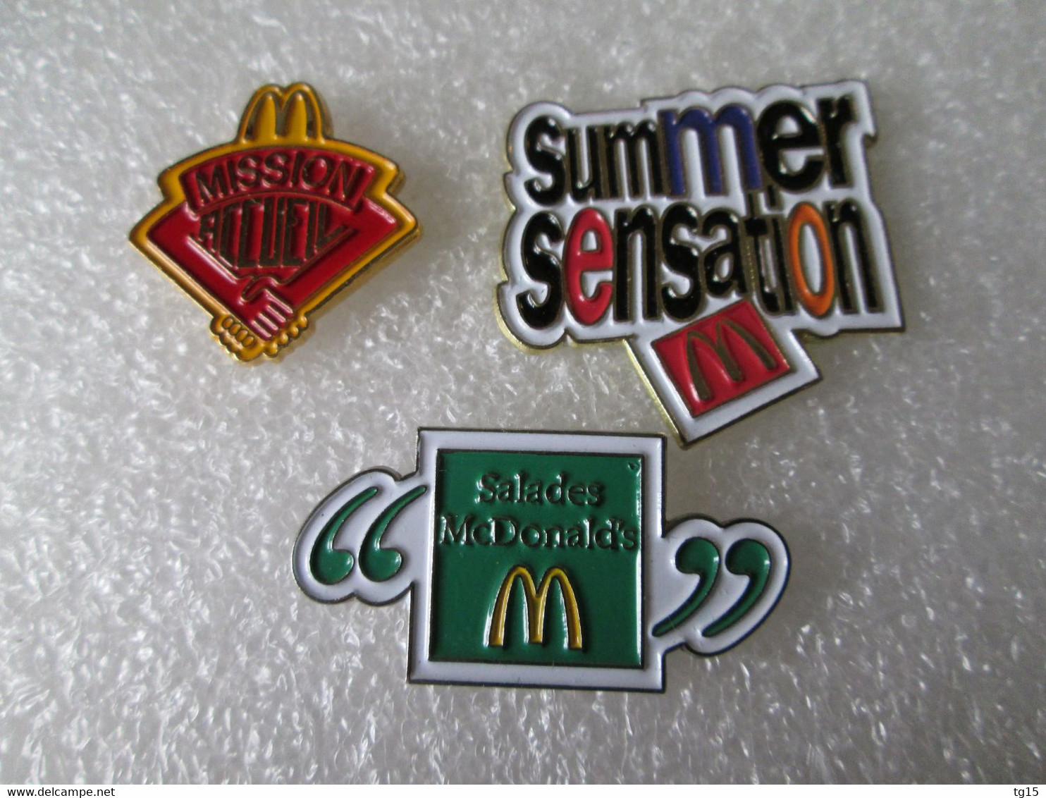 PIN'S    LOT 3 McDONALD's - McDonald's